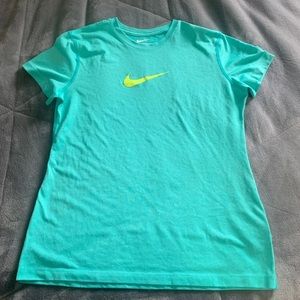 Nike tee shirt